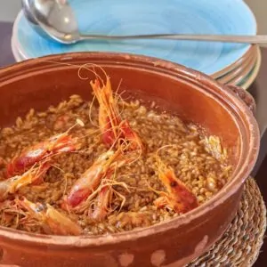 Arroz meloso con gambas en cazuela de barro de Safrà21